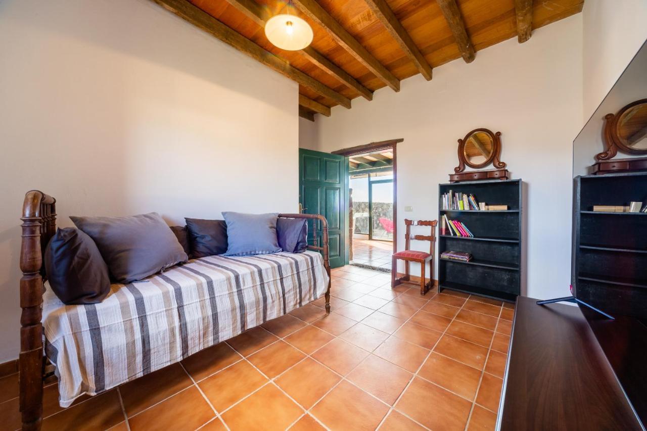 Casa "Entre Vinedos" En Masdache Villa Tias Ngoại thất bức ảnh